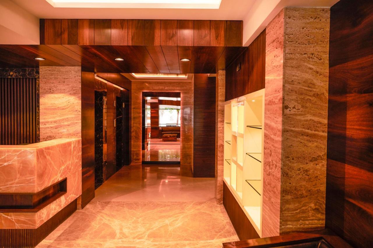 The Atithi Niwas Hotel Indore Buitenkant foto