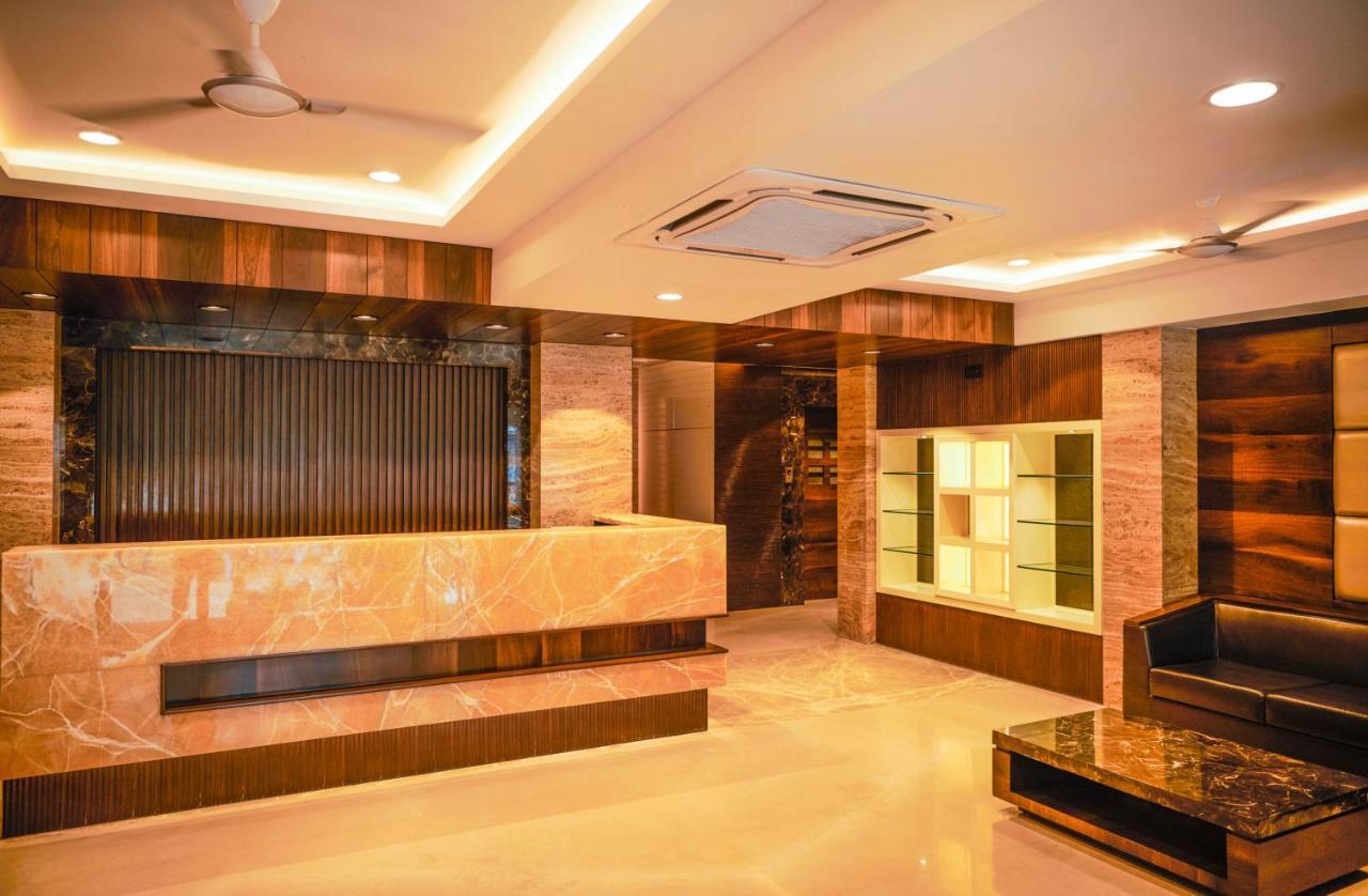 The Atithi Niwas Hotel Indore Buitenkant foto